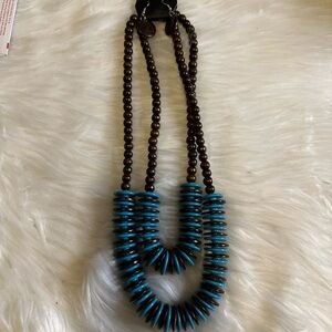 🧡10/$10 Elegant Blue and Brown Beaded Necklace